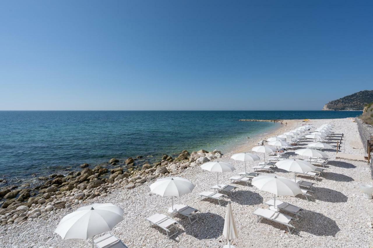 La Casa E Il Mare, Private Bay Hotel Маттината Экстерьер фото